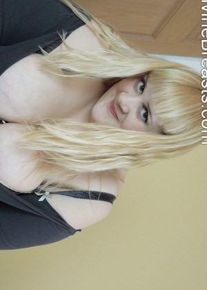 free sex photo 7 Divinebreasts Model sully-busty-fassinatingcom divinebreasts