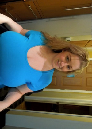 free sex photo 9 Divinebreasts Model want-nipples-cutting divinebreasts