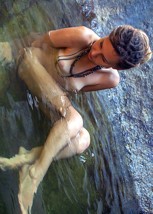 free sex photo 2 Bullet notiblog-skinny-dipping-pee-spot domai