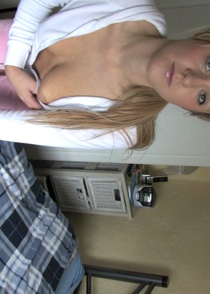 free sex photo 4 Downblouseloving Model whore-voyeur-chubby-skirt downblouseloving