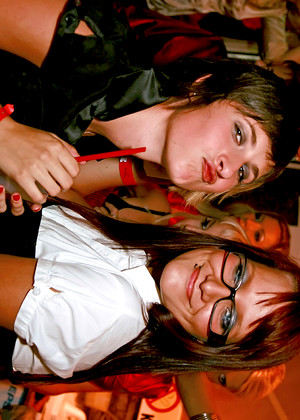 free sex photo 3 Leony Aprill Mischelle Lucy Bell Vivien Welli starhdpics-party-galen drunksexorgy