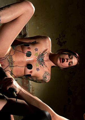 free sex photo 16 Bobbi Starr Krysta Kaos 18xgirl-bondage-swanlake-pussy electrosluts