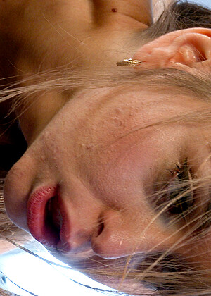 free sex pornphotos Electrosluts Lea Lexis Riley Reid Patty Petite Tainster