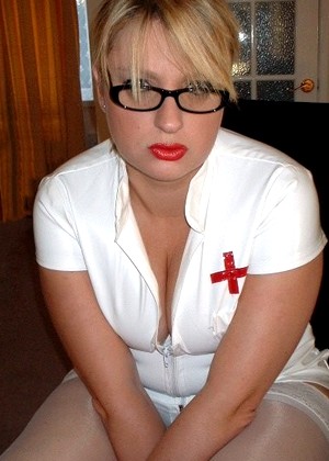 free sex pornphotos Englishmilf Daniella English Premium Nurse Virtuagirlhd