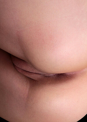 free sex pornphoto 2 Aimee Rox thor-european-grip-gand eroticbeauty