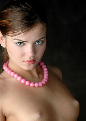free sex photo 12 Alice Kiss comment-russian-clear eroticbeauty