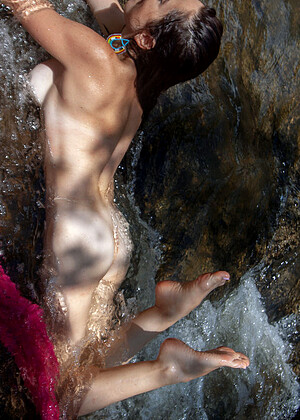 free sex pornphoto 1 Madivya nudevista-naked-outdoors-hott eroticbeauty