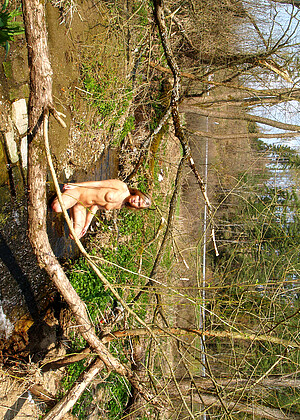 free sex pornphoto 18 Tania G crempie-outdoor-checks eroticbeauty