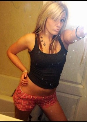 free sex pornphotos Exposedemogirls Tina Fbf Fresh Emo Newbdsmxxxcom