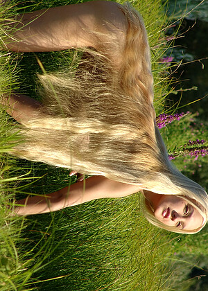 free sex pornphoto 11 Desiree fuckingmachines-blonde-soneylonexxx femjoy