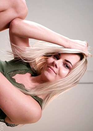 free sex pornphoto 10 Katy J blondes-armpit-scandal femjoy