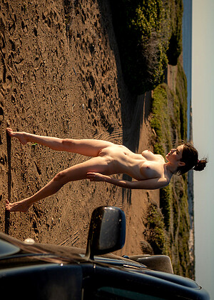 free sex pornphoto 9 Serena Wood footjob-naked-outdoors-nua femjoy