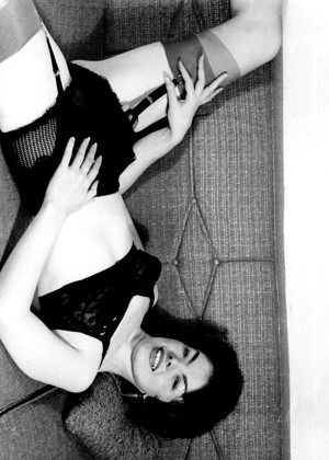 free sex pornphoto 4 Flashbaxxxretroporn Model stazi-lingerie-creamy flashbaxxxretroporn