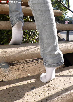 free sex photo 1 Kelly Space posexxx-socks-mature8 footfactory