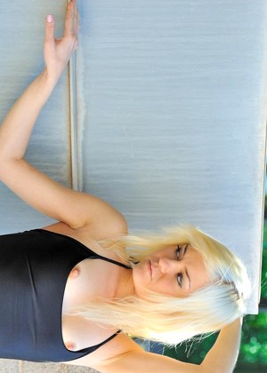 free sex photo 9 Chloe Foster moviespix-blonde-nue ftvgirls
