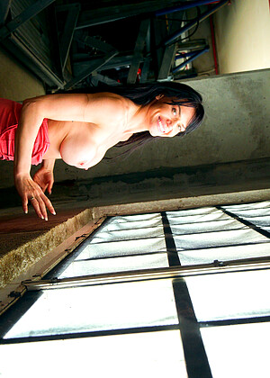 free sex photo 1 Anya shows-milf-resimleri ftvmilfs