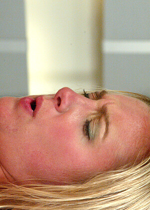 free sex pornphoto 12 Angel Long faces-blonde-xl-girl fuckingmachines