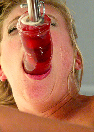 free sex pornphoto 17 Angel Long faces-blonde-xl-girl fuckingmachines