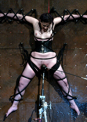 free sex photo 5 Caroline Pierce housewife-bondage-mrstiff fuckingmachines