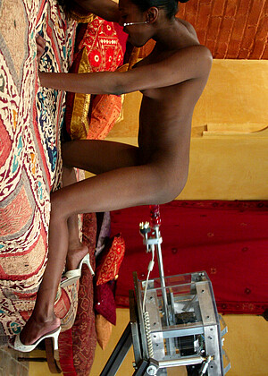 free sex photo 11 Iman mercedes-ebony-eastern fuckingmachines