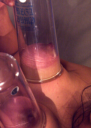 free sex pornphoto 14 Loni sexsury-bondage-colombia fuckingmachines
