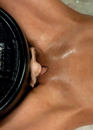 free sex photo 17 Nikki Daniels tubes-brunette-nude fuckingmachines
