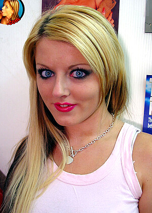 free sex photo 6 Sophie Dee penetration-redhead-ofline-hdvedios gloryholecom