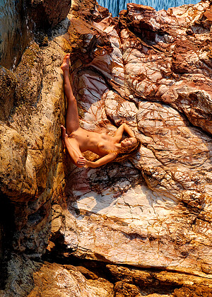 free sex photo 20 Sarka banxx-legs-handjob-videos goddessnudes
