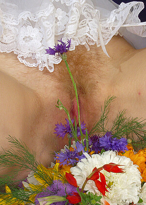 free sex pornphoto 6 Goldenpassions Model brazilin-spreading-giantsblackmeatwhitetreat goldenpassions