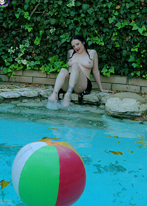 free sex photo 5 Zoe post-bbw-skymovies-sex gothicsluts