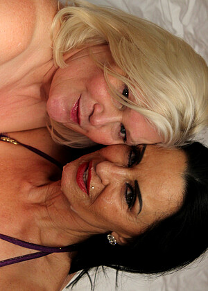 free sex photo 10 Lacey Starr Rita Daniels sets-granny-interviewsexhdin grannylovesblack