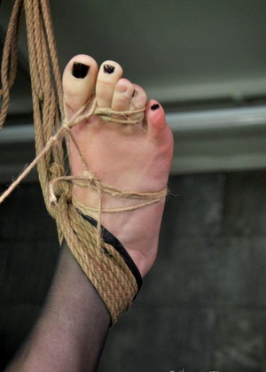 Hardtied Bonnie Day Wwwholeyfuck Stockings Fotobokep