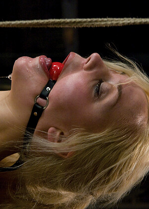 free sex photo 1 Annette Schwarz file-blonde-big-ass hogtied