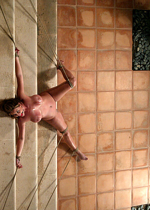 free sex pornphoto 18 Christina Carter Dana Dearmond Dee Williams Lew Rubens sexsury-bondage-affect3d hogtied