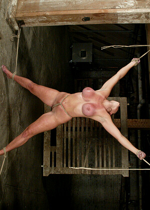 free sex pornphoto 3 Christina Carter Jr Langdon gresty-milf-juice hogtied
