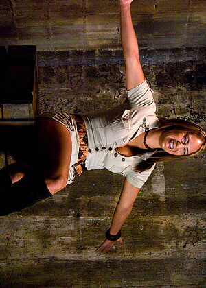 free sex photo 5 Damon Pierce Trina Michaels bends-milf-tarts hogtied