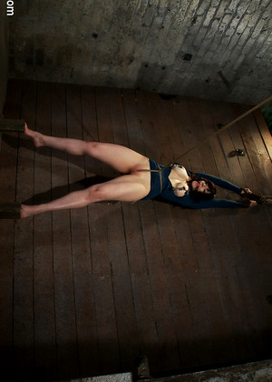 free sex pornphoto 6 Hogtied Model bonedathome-bizarre-woman hogtied