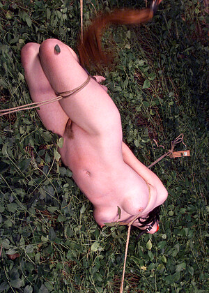 free sex pornphoto 19 Paige Richards onfock-brunette-xxx-hotuni hogtied
