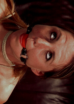 free sex photo 1 Sasha Lexing picecom-bondage-mint-pussg hogtied