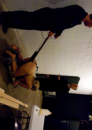 free sex pornphoto 20 Tara Lynn Foxx shower-blonde-fresh-pussy hogtied