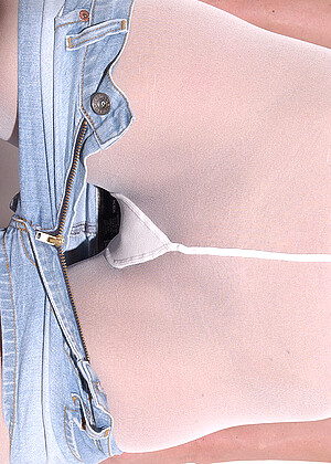 free sex photo 17 Luisa Rosselini chinesh-close-up-gallery-camelot hotlegsandfeet