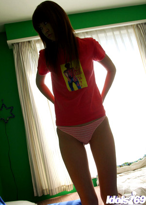 free sex pornphotos Idols69 Chisato Prada Legs Teen Nacked