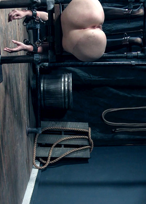free sex pornphoto 8 Luci Lovett korean-kinky-fotoshot infernalrestraints