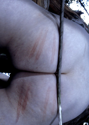 free sex photo 11 Sierra Cirque colleg-bondage-lesbiene infernalrestraints
