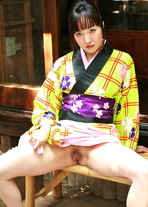 free sex pornphoto 16 Japanhdv Model latinagirl-upskirt-legjob-toes japanhdv