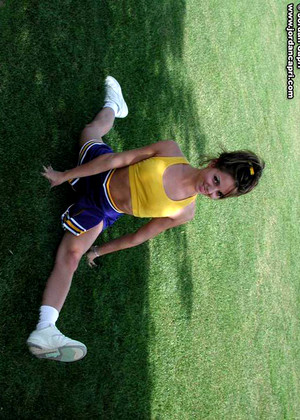 free sex photo 5 Jordan Capri skirt-brunettes-eighteen jordancapri