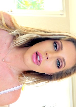 Julesjordan Samantha Saint Winston Burbank Latestbutts Blonde Pornpictar