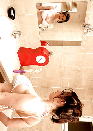 free sex pornphotos Karinahart Karina Hart Bbboobs European Xxxboo