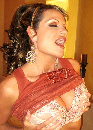 free sex pornphotos Kellymadison Kellymadison Model Heroldteacher Party Brittanymoss524