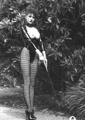 free sex pornphoto 13 Lady Sonia mobilesax-mature-blak ladysonia